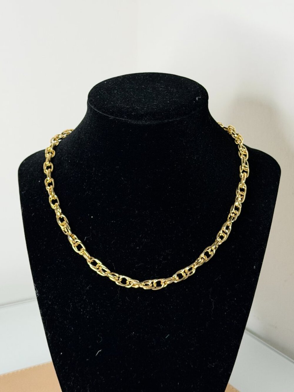 Vintage Gold Tone Chain Link Necklace | Classic Chunky Statement Jewelry